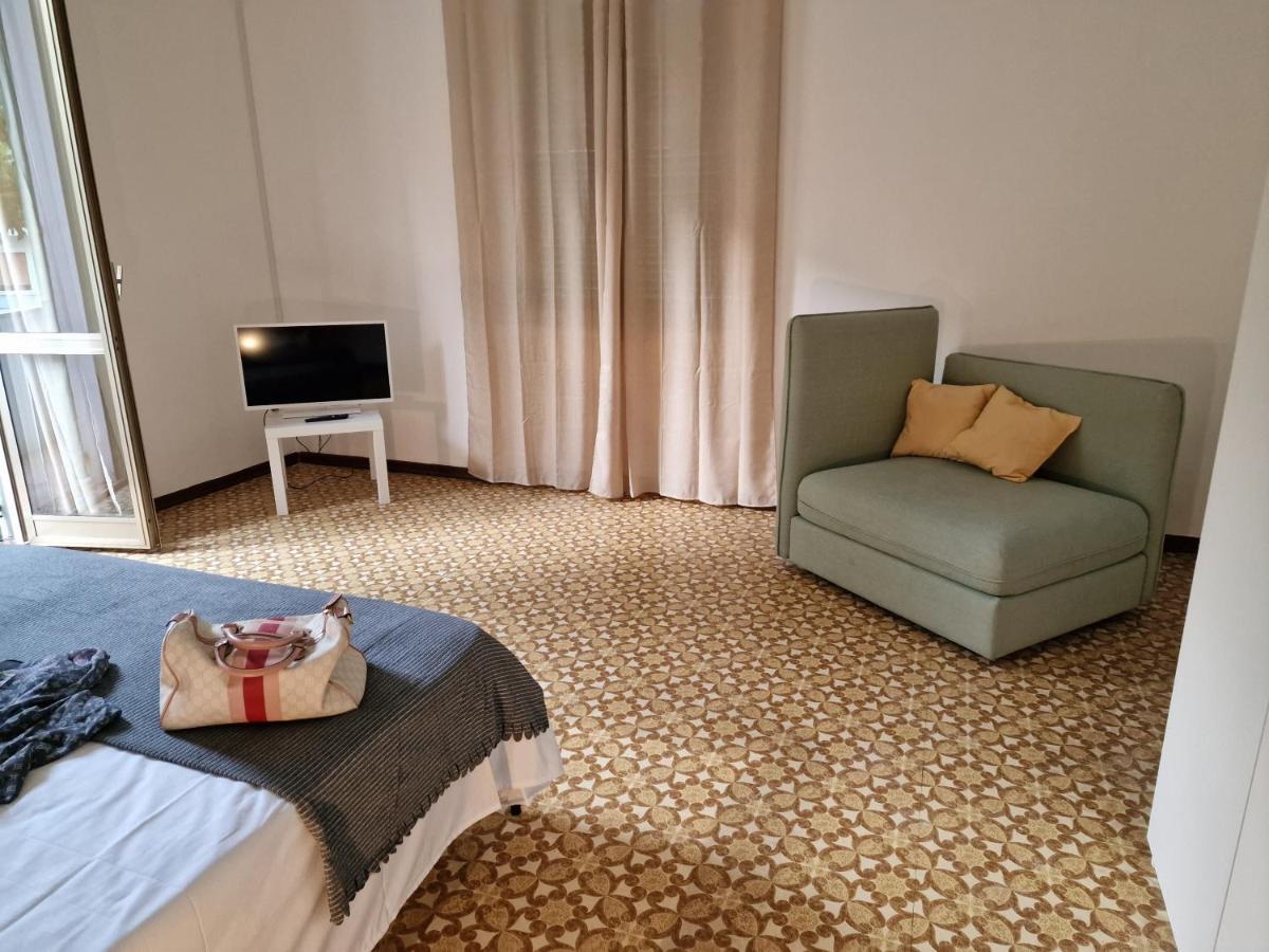 Frangi House Apartment เปสการา ภายนอก รูปภาพ